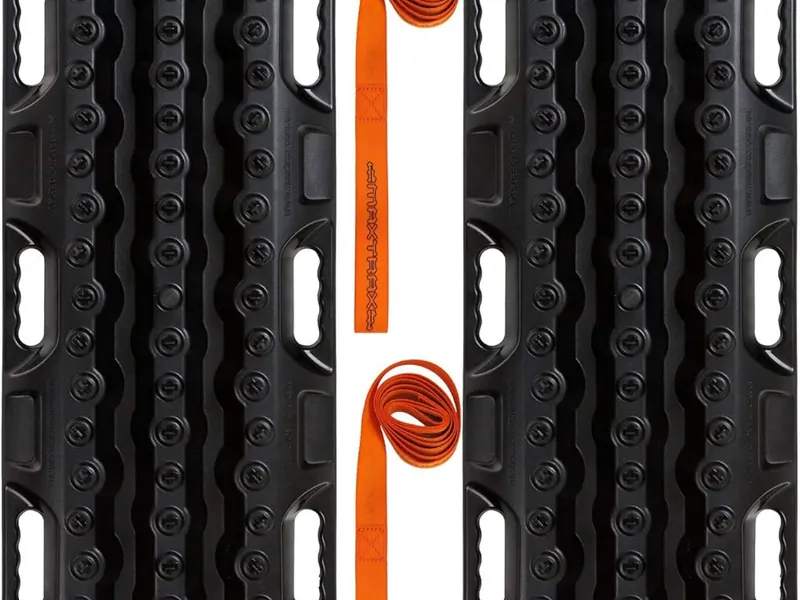MAXTRAX MKII black nylon recovery traction boards stacked